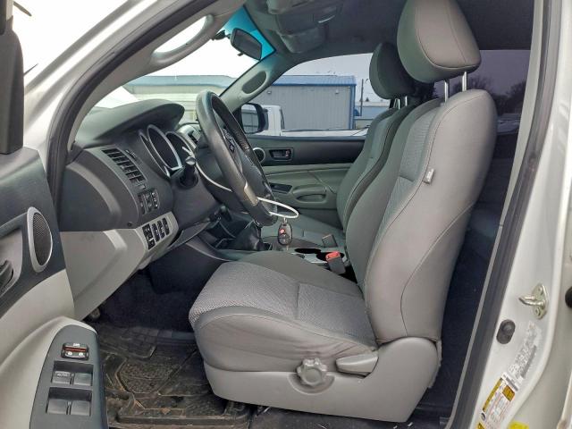 Toyota Tacoma Double Cab Image 6