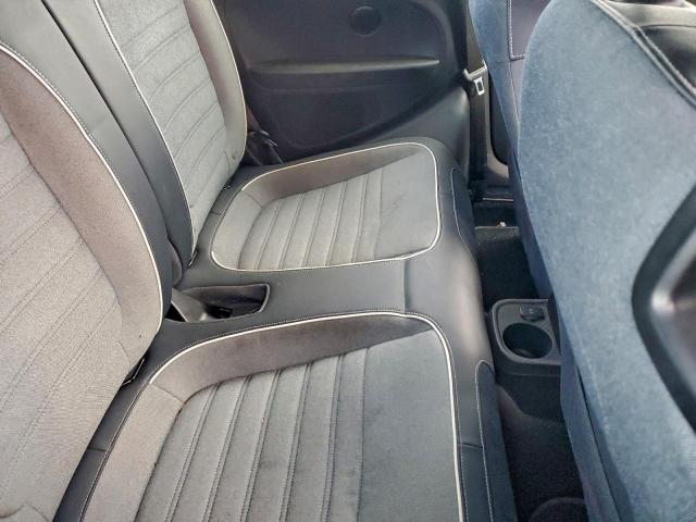 Volkswagen Beetle S/se Image 11