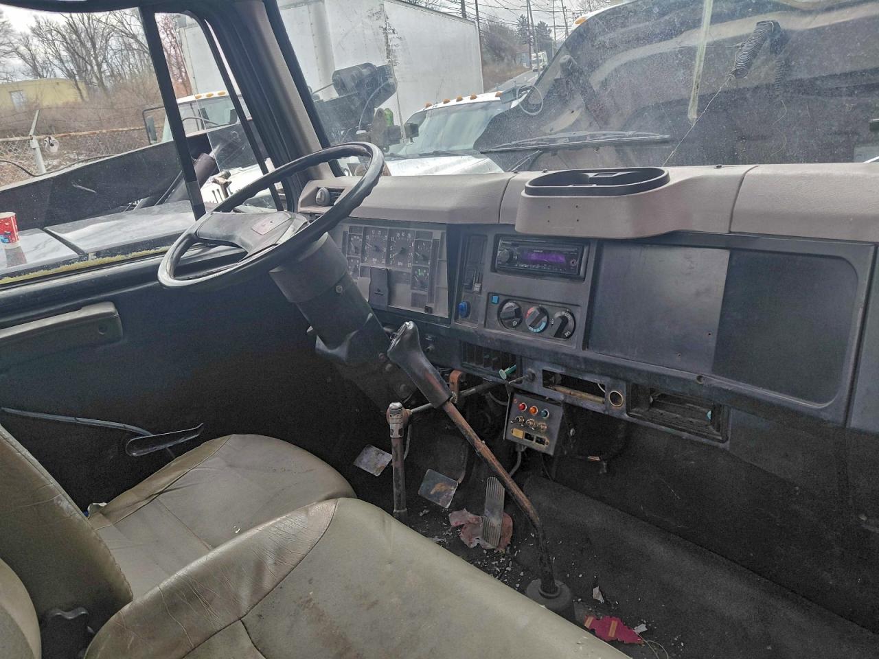 International 4000 Serie 4700 Image 8