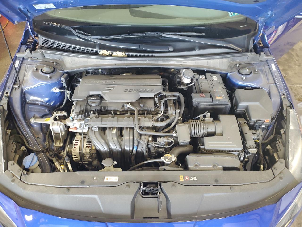 Hyundai ELANTRA Sel Image 8