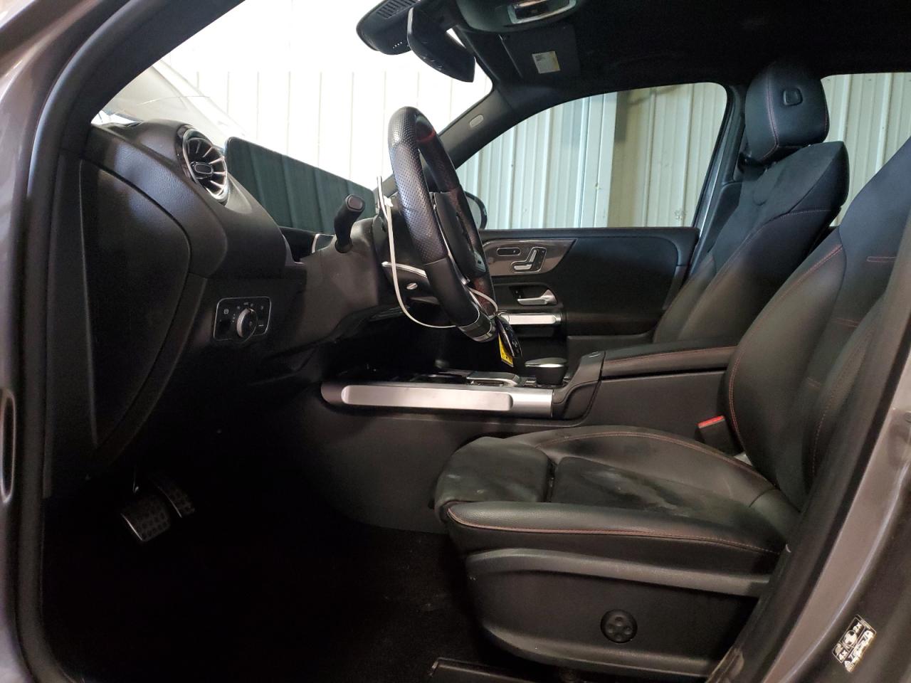 Mercedes-Benz GLB Amg 35 4matic Image 3