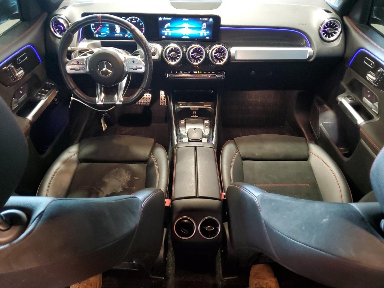 Mercedes-Benz GLB Amg 35 4matic Image 11