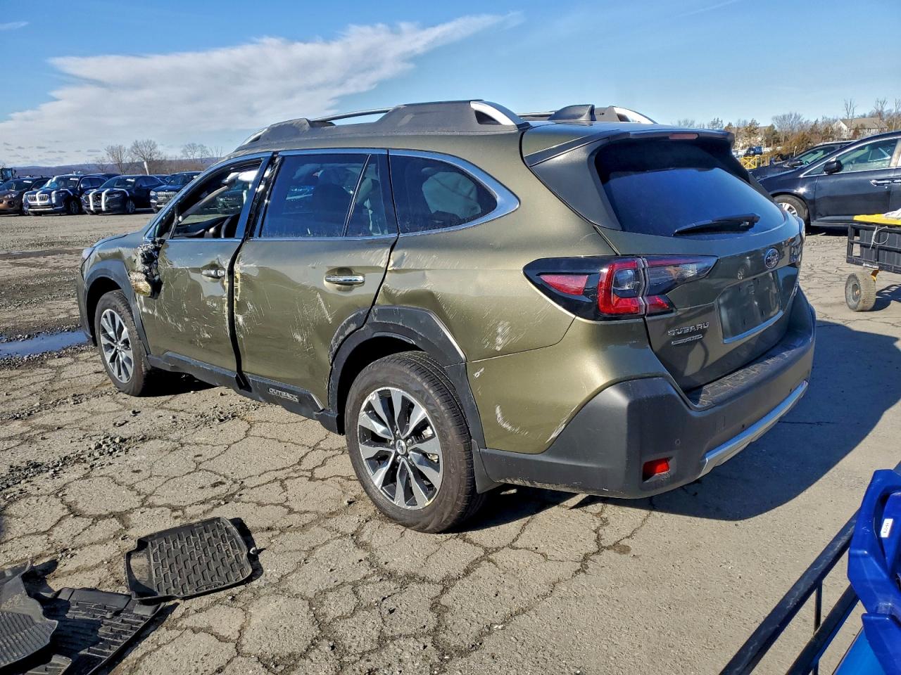 Subaru Outback Touring Image 3