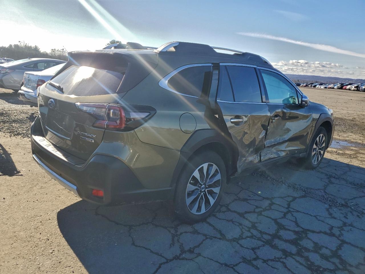 Subaru Outback Touring Image 4