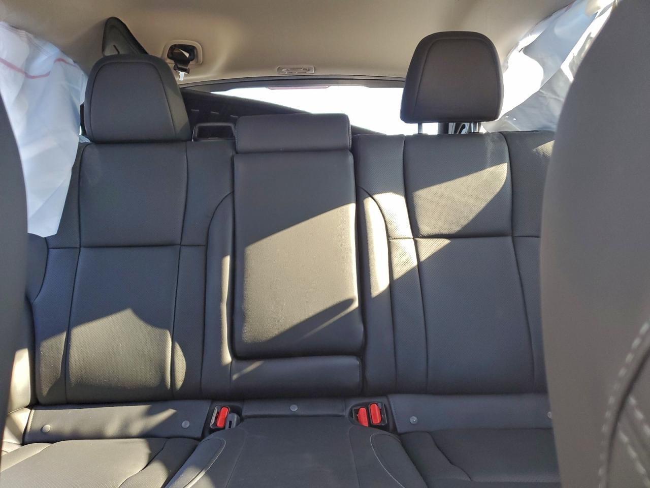 Subaru Outback Touring Image 9