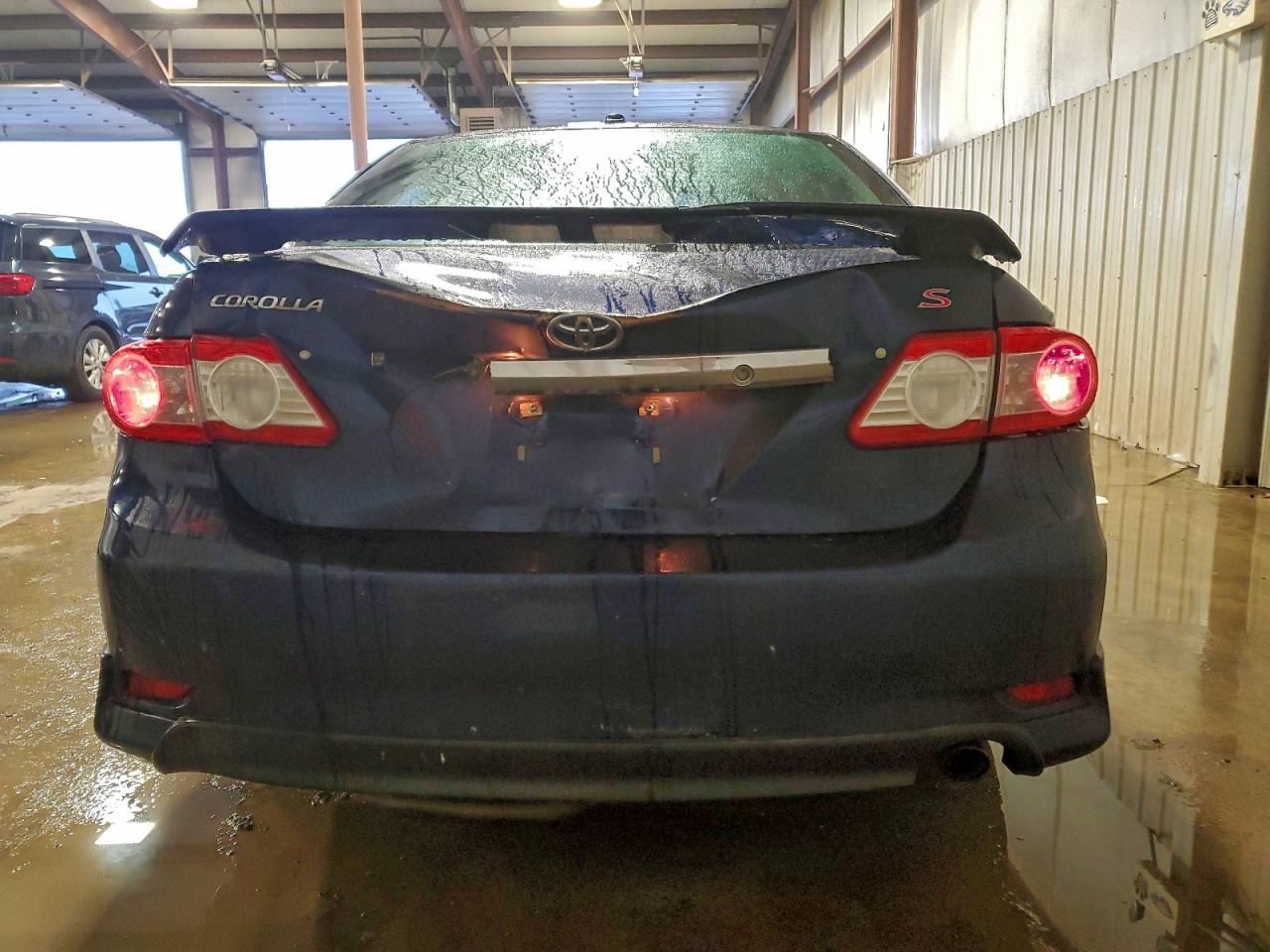 Toyota Corolla Base Image 4