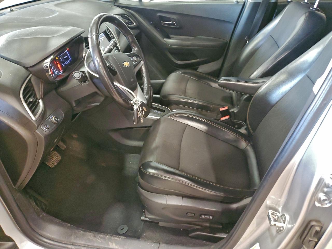 Chevrolet Trax 1lt Image 11