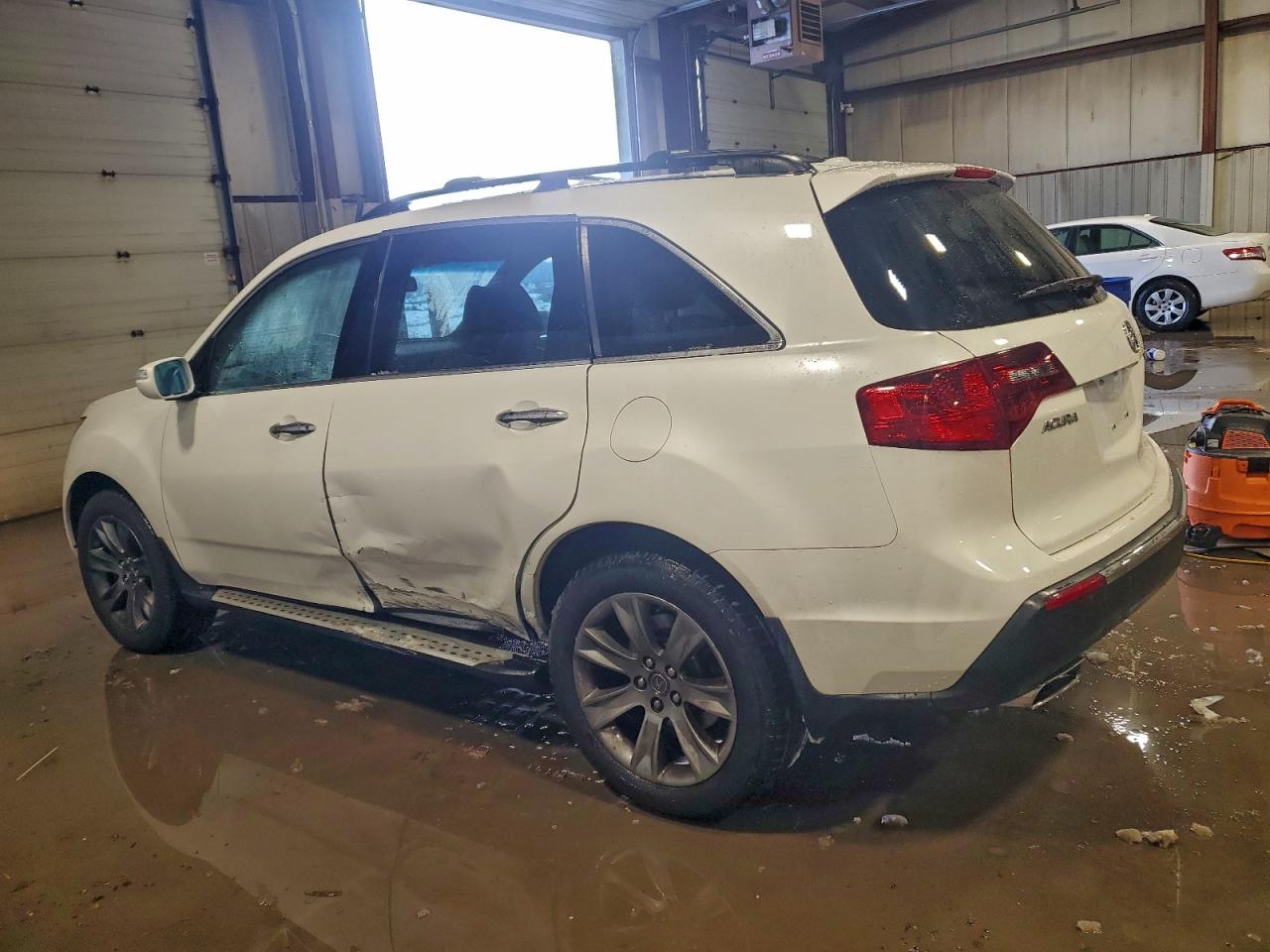 Acura MDX Advance Image 2