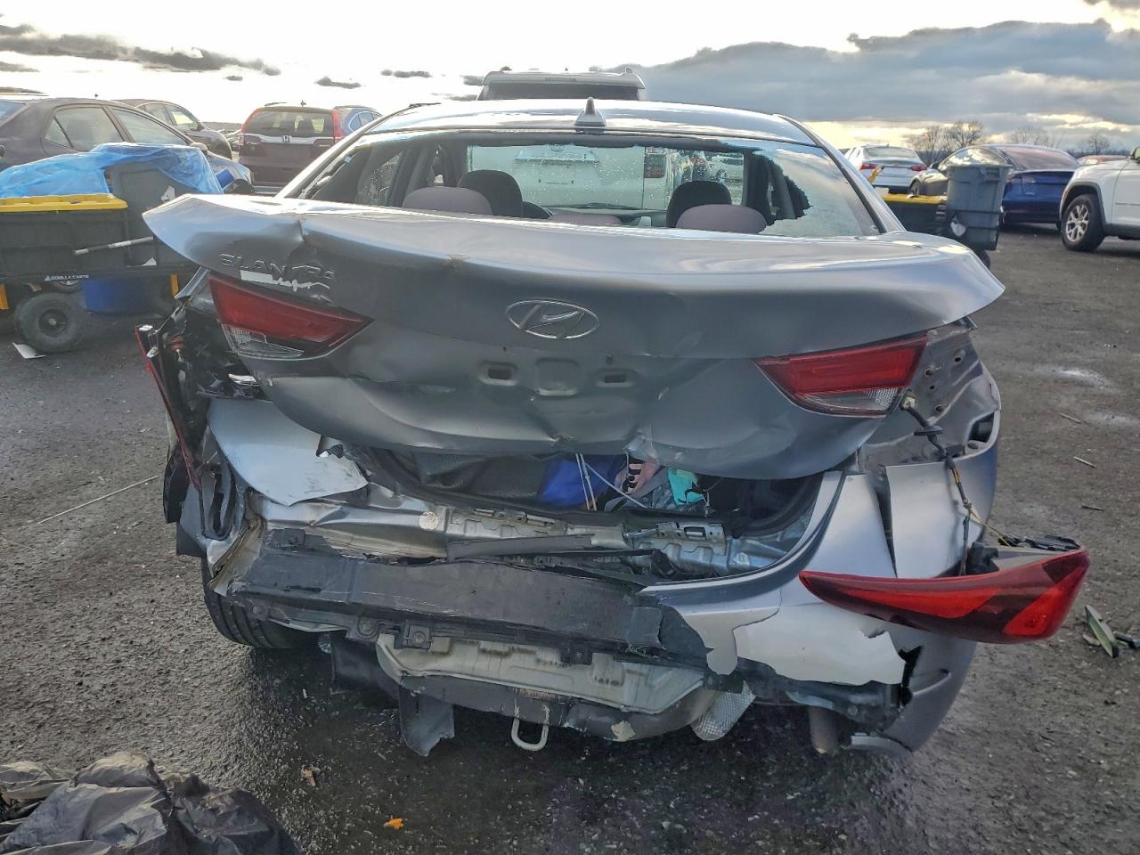 Hyundai ELANTRA Se Image 4