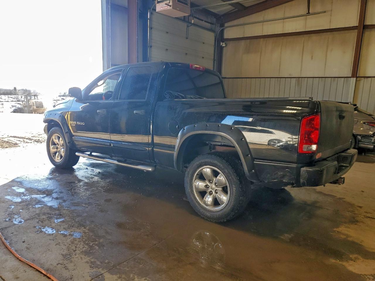 Dodge Ram 1500 St Image 2