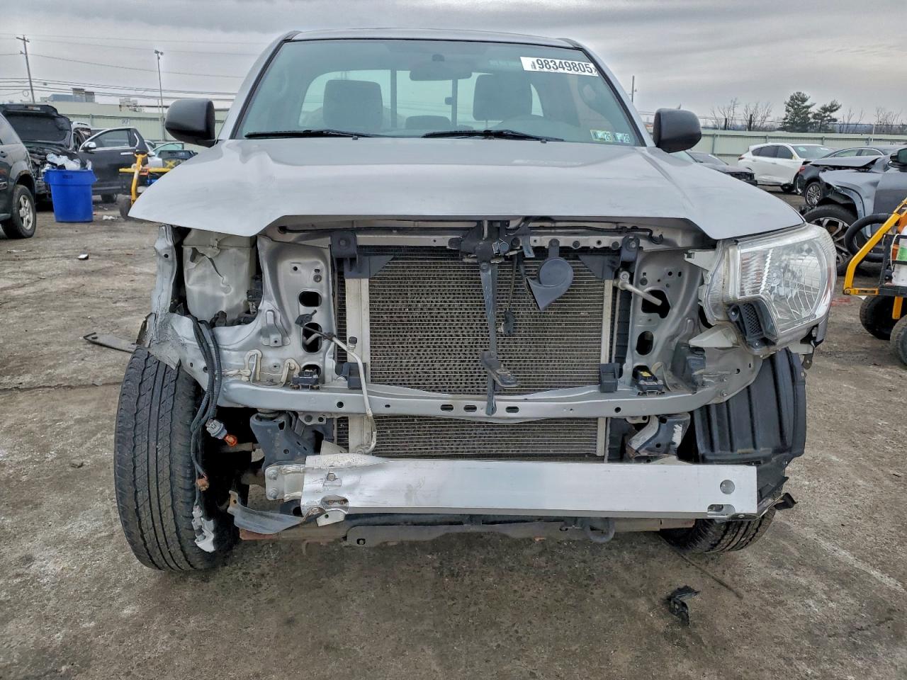 Toyota Tacoma Image 3