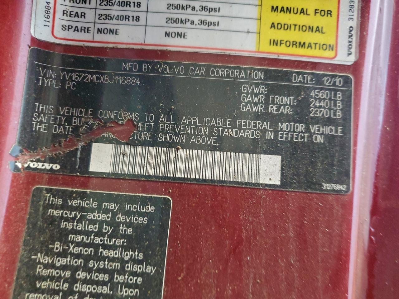 Volvo C70 T5 Image 8