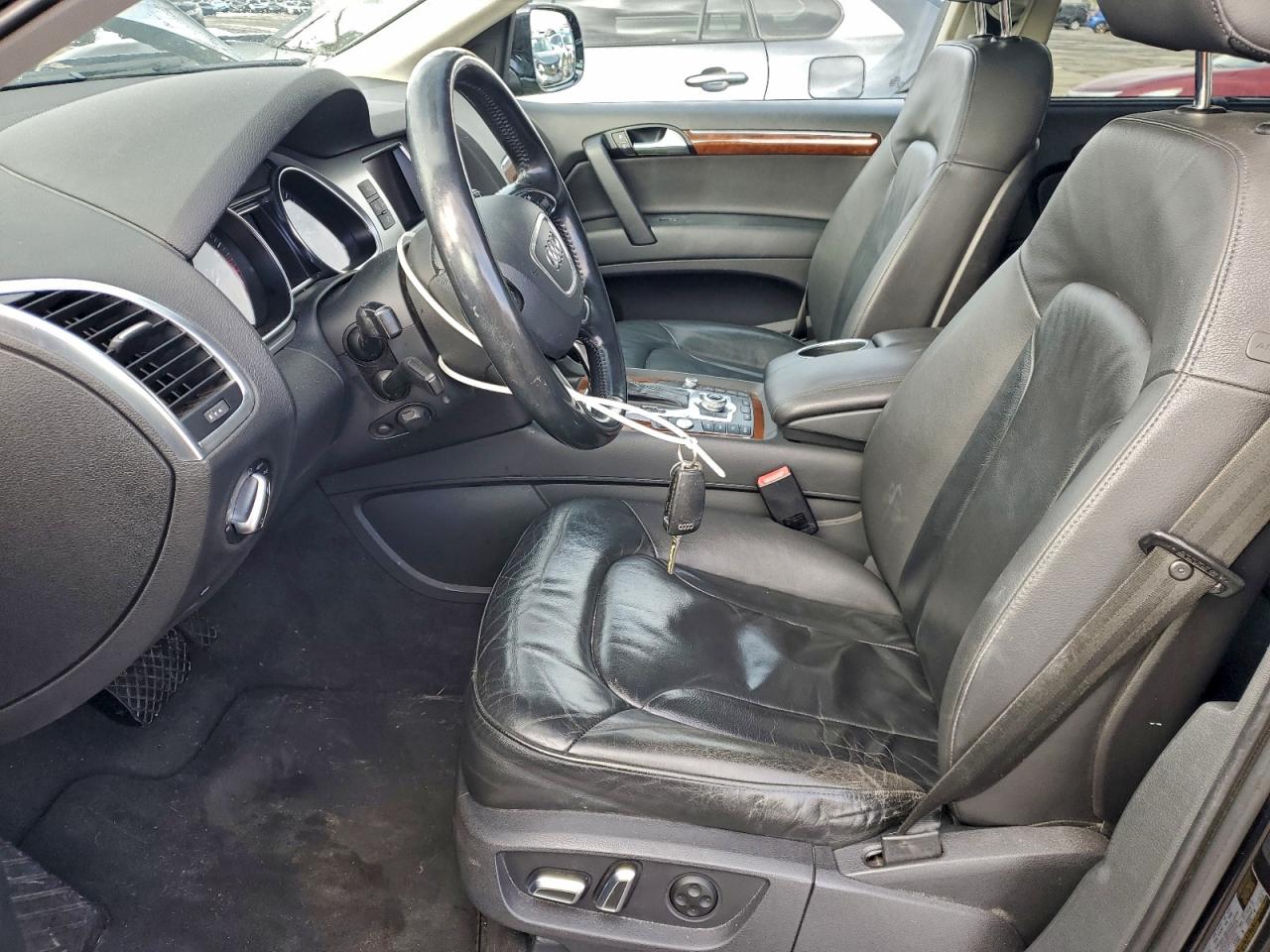 Audi Q7 Premium Plus Image 11