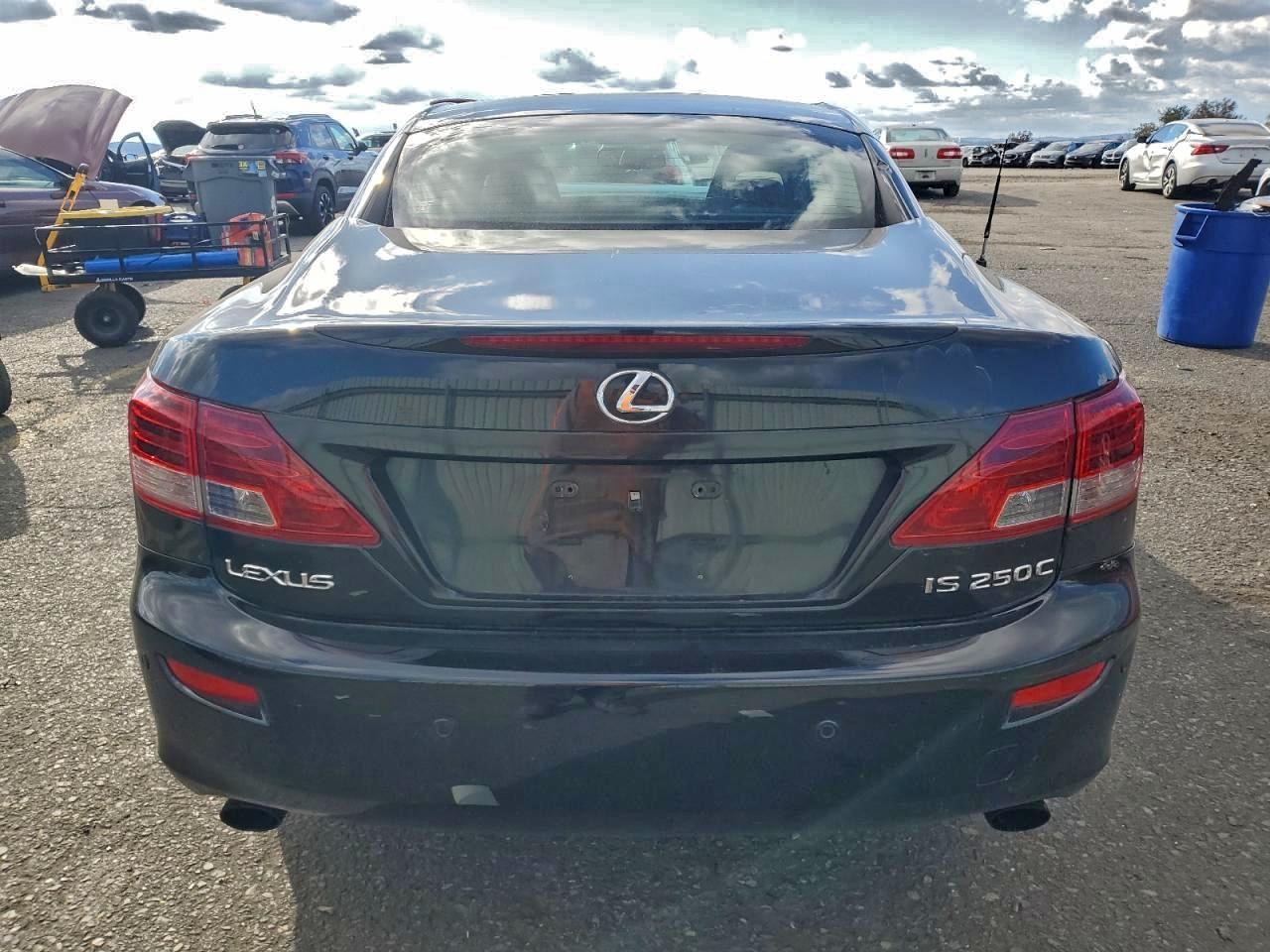 Lexus Is 250 Image 9