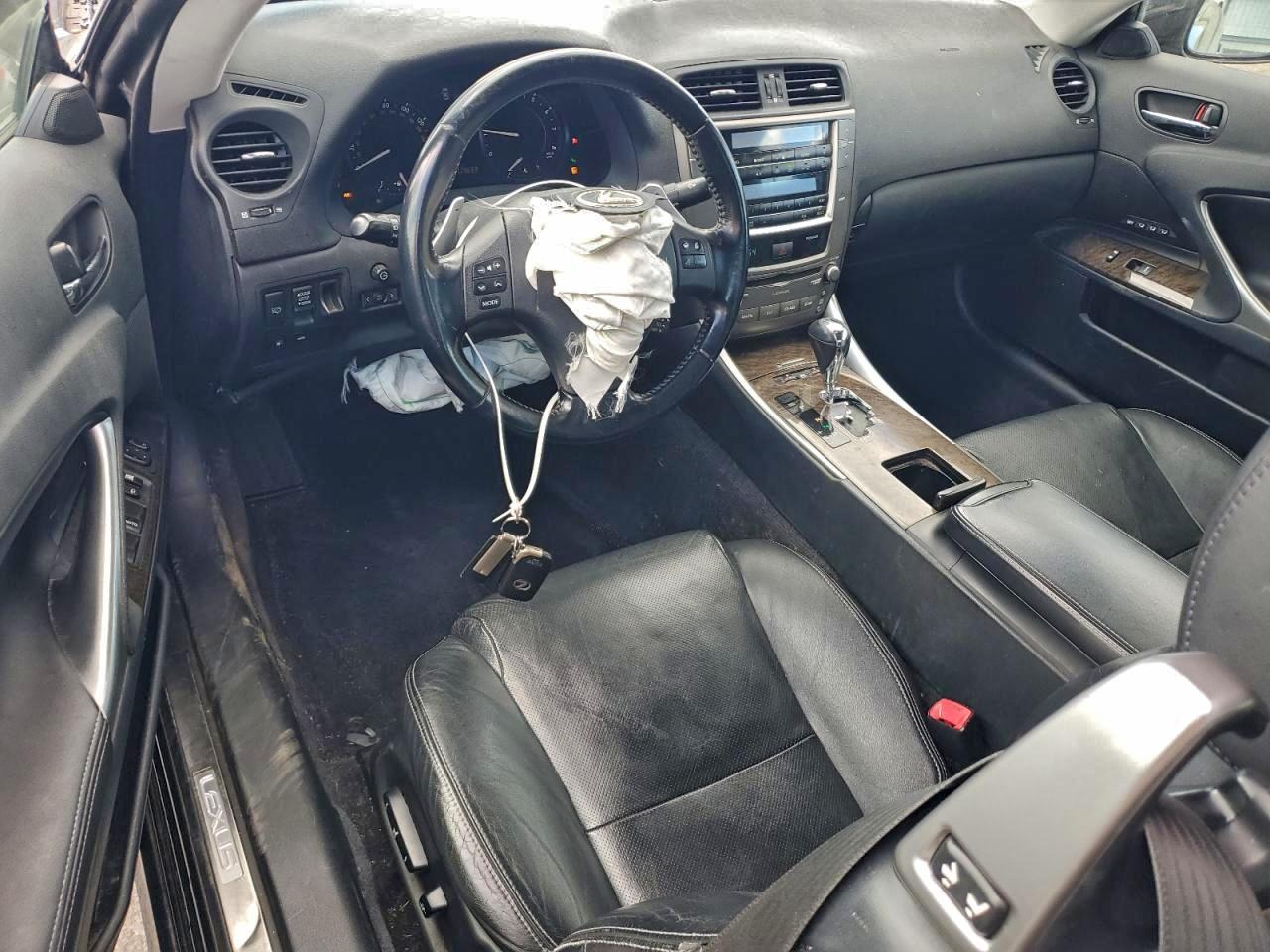 Lexus Is 250 Image 4