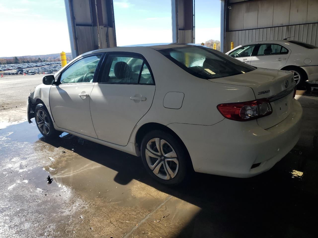 Toyota Corolla Base Image 7