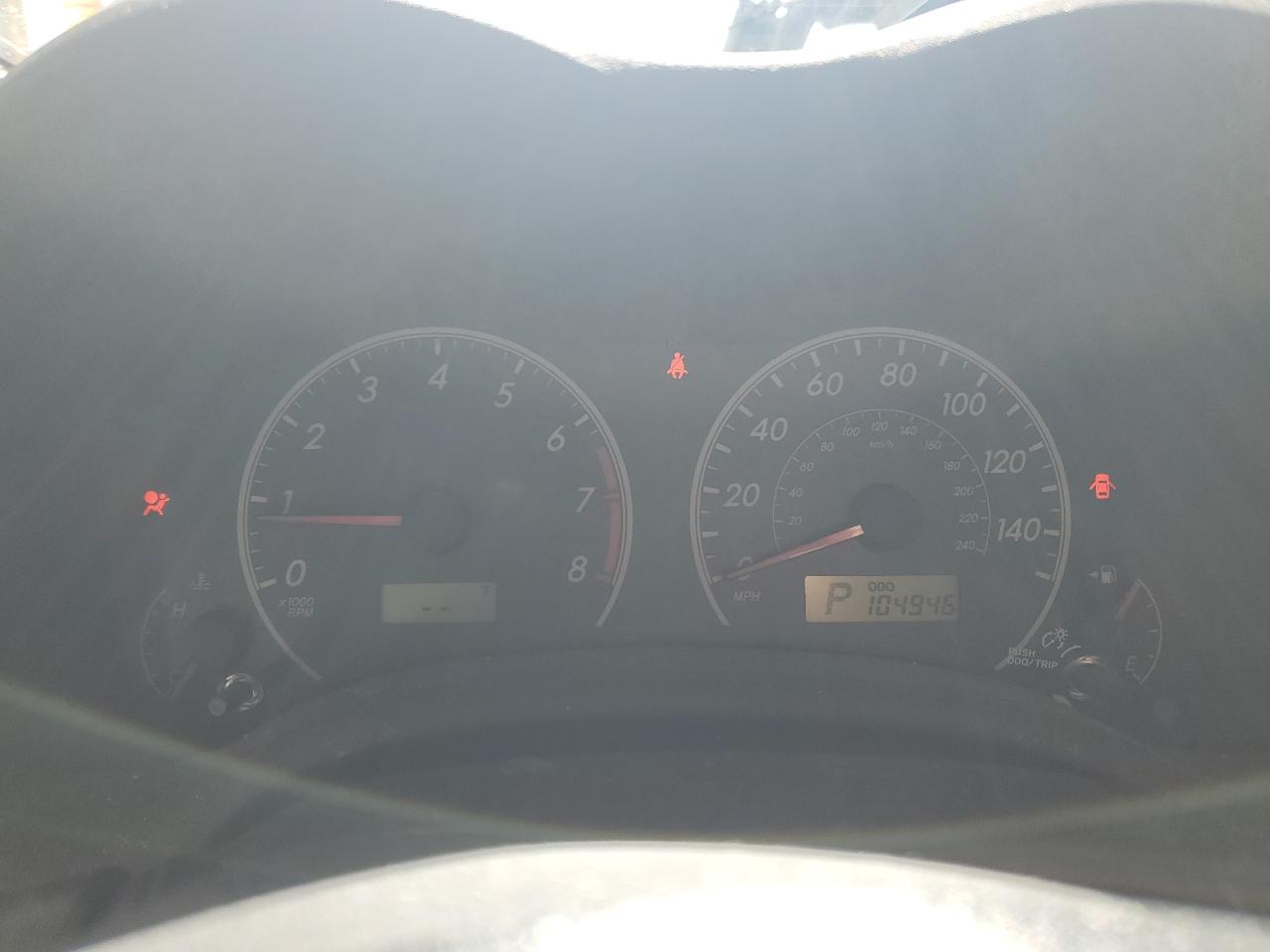 Toyota Corolla Base Image 6