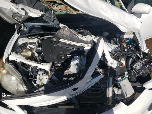 Toyota Corolla Base Image 10