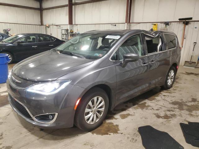  Salvage Chrysler Pacifica