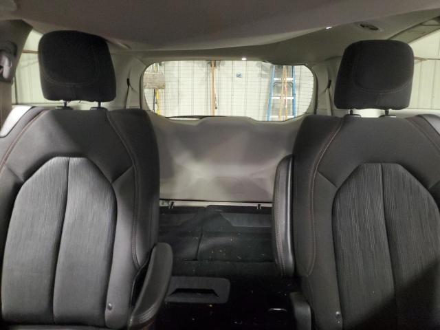 Chrysler Pacifica Touring Image 7