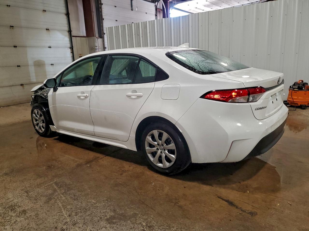 Toyota Corolla Le Image 3