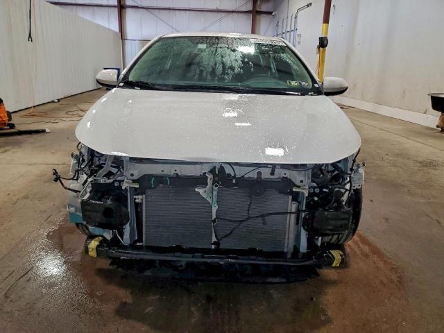 Toyota Corolla Le Image 13