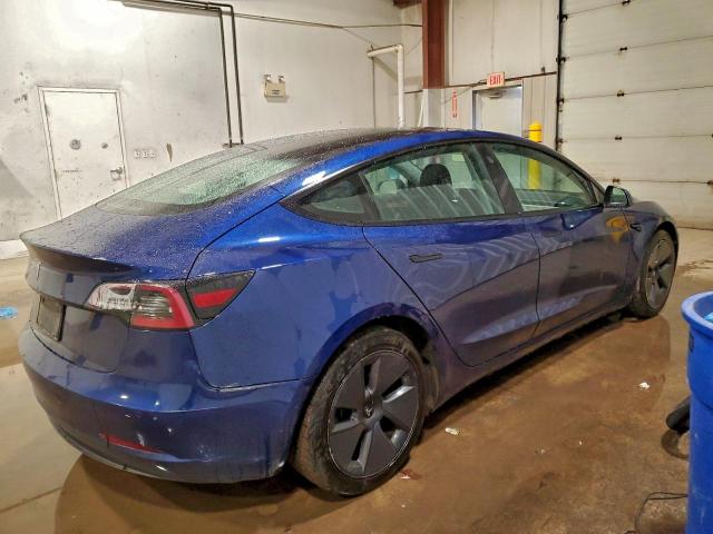 Tesla Model 3 Image 4