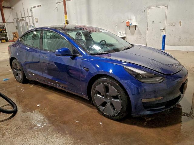 Tesla Model 3 Image 5