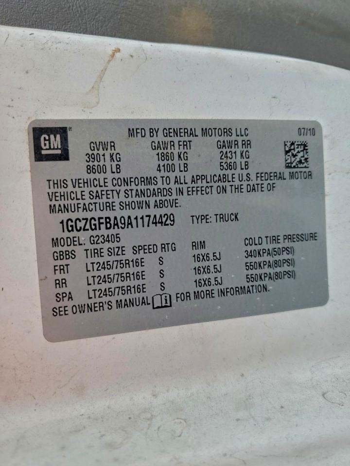 Chevrolet Express Image 11