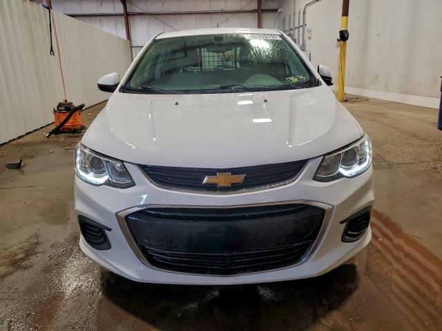 Chevrolet Sonic Image 7