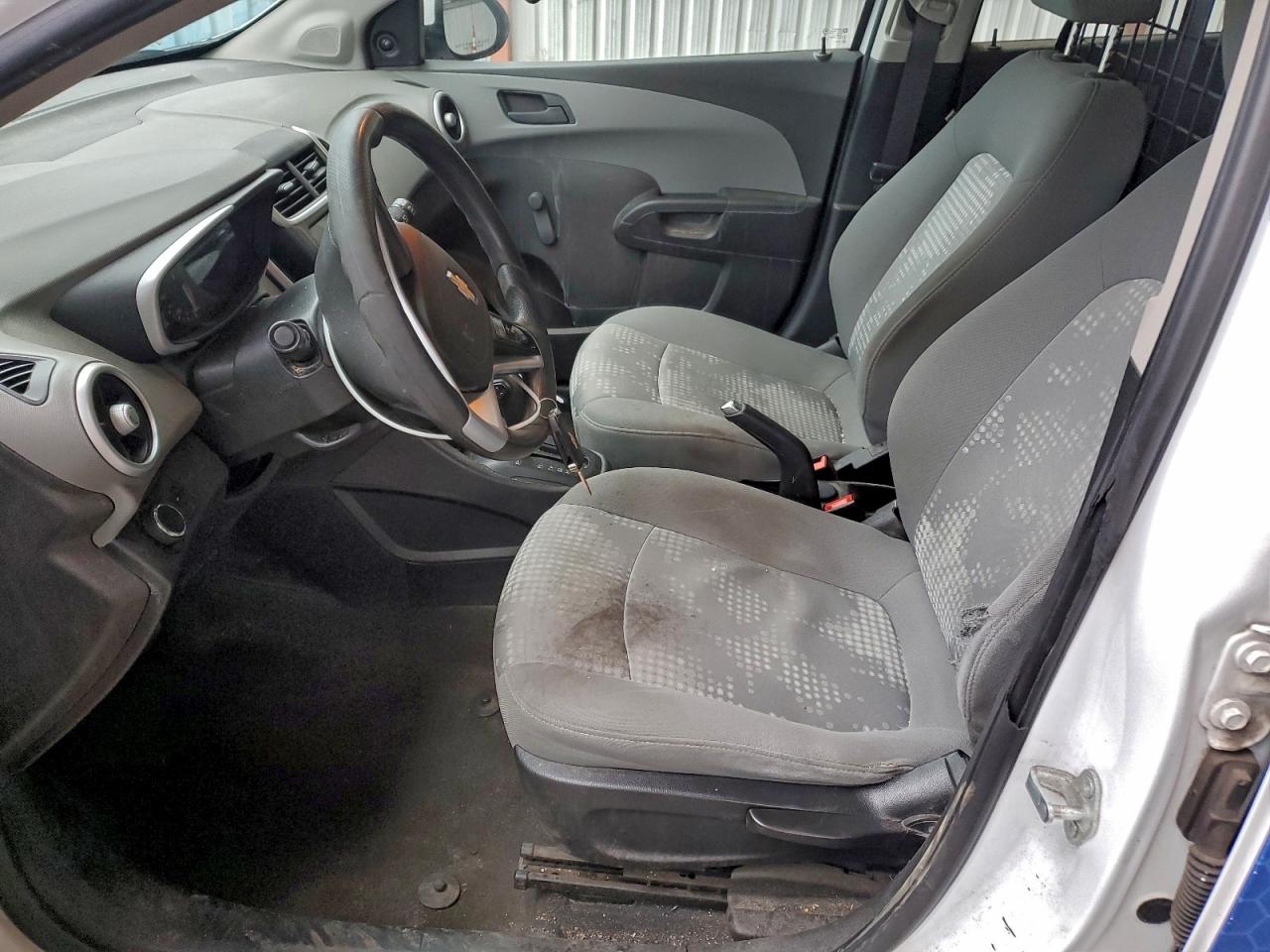 Chevrolet Sonic Image 5