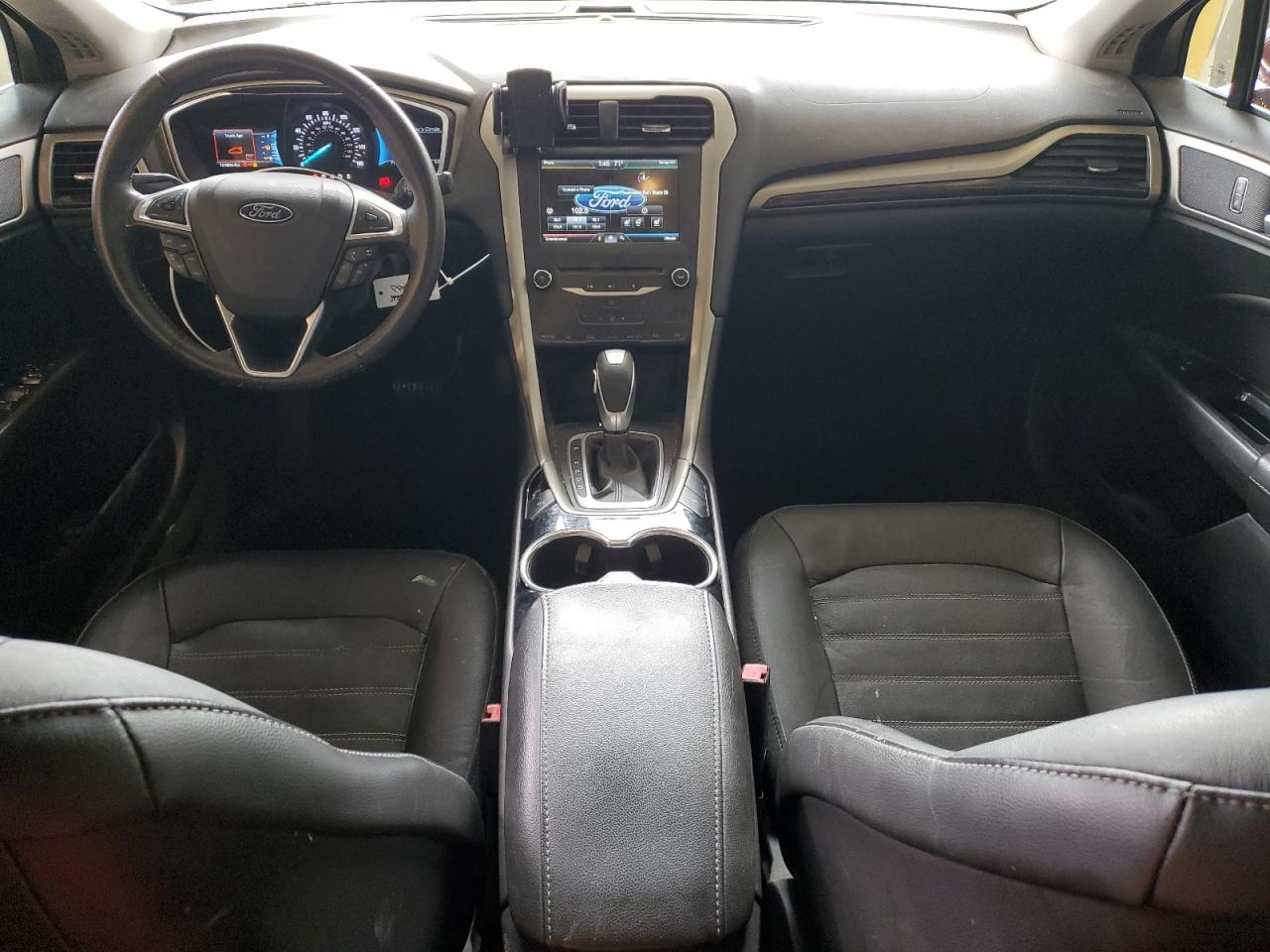 Ford Fusion Se Image 4