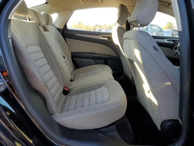 Ford Fusion S Image 5