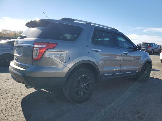 Ford Explorer Xlt Image 4