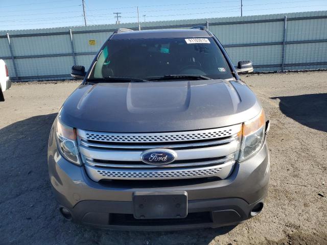 Ford Explorer Xlt Image 2