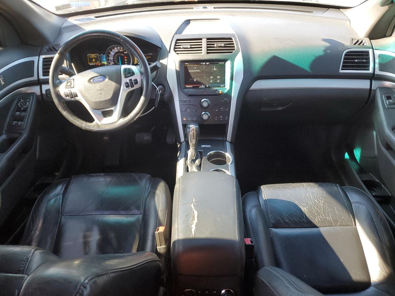 Ford Explorer Xlt Image 6