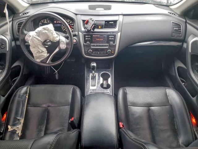 Nissan Altima 2.5 Image 8