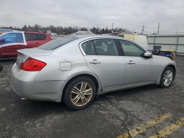 INFINITI G25 Image 2