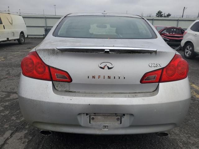 INFINITI G25 Image 8
