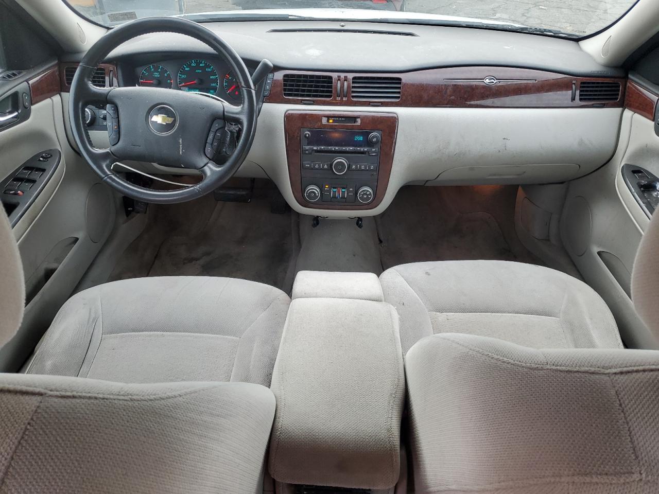 Chevrolet Impala Lt Image 5