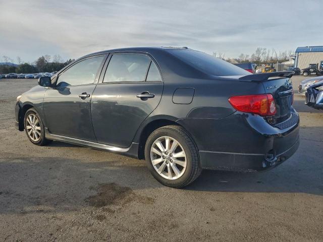 Toyota Corolla Base Image 6