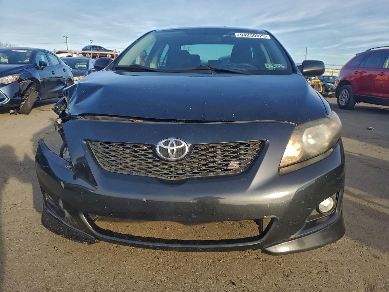 Toyota Corolla Base Image 5