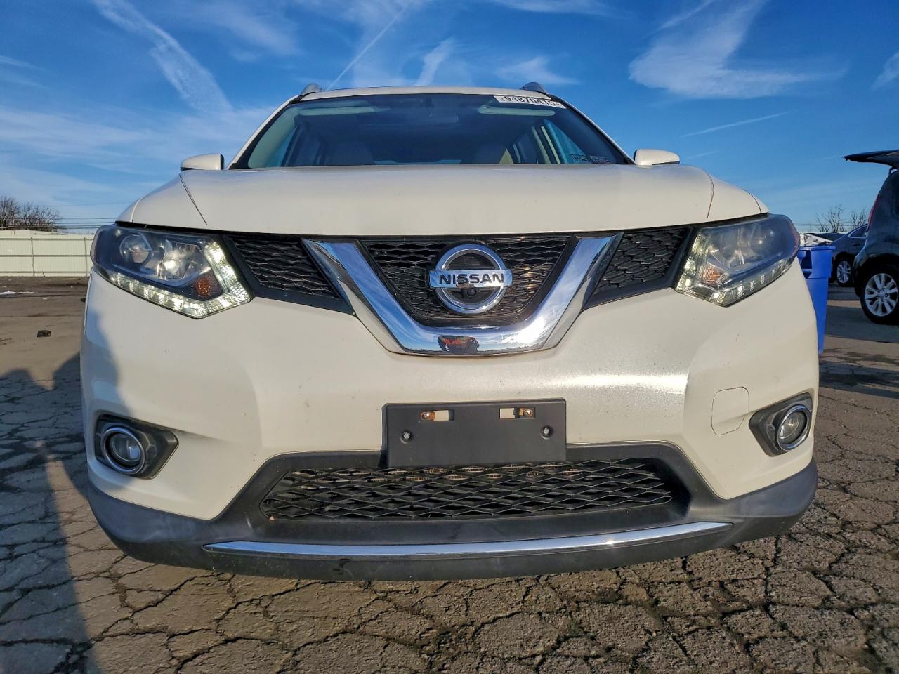 Nissan Rogue S Image 2