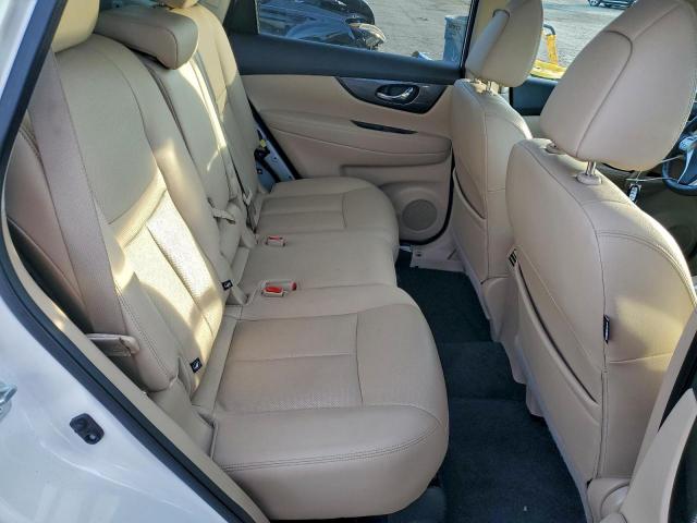 Nissan Rogue S Image 9