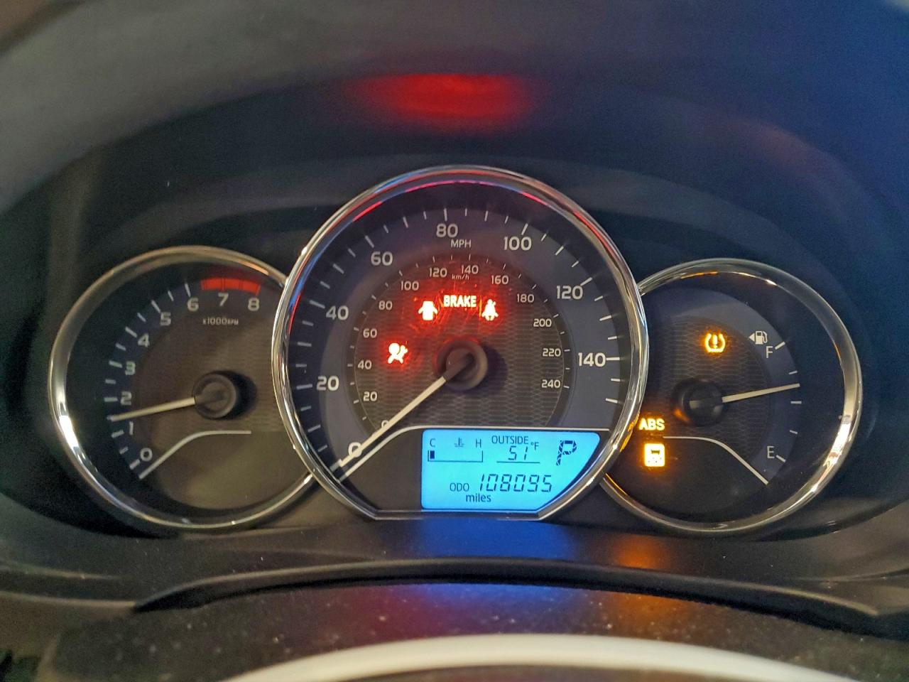 Toyota Corolla L Image 11