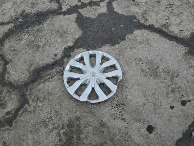 Nissan Rogue S Image 6