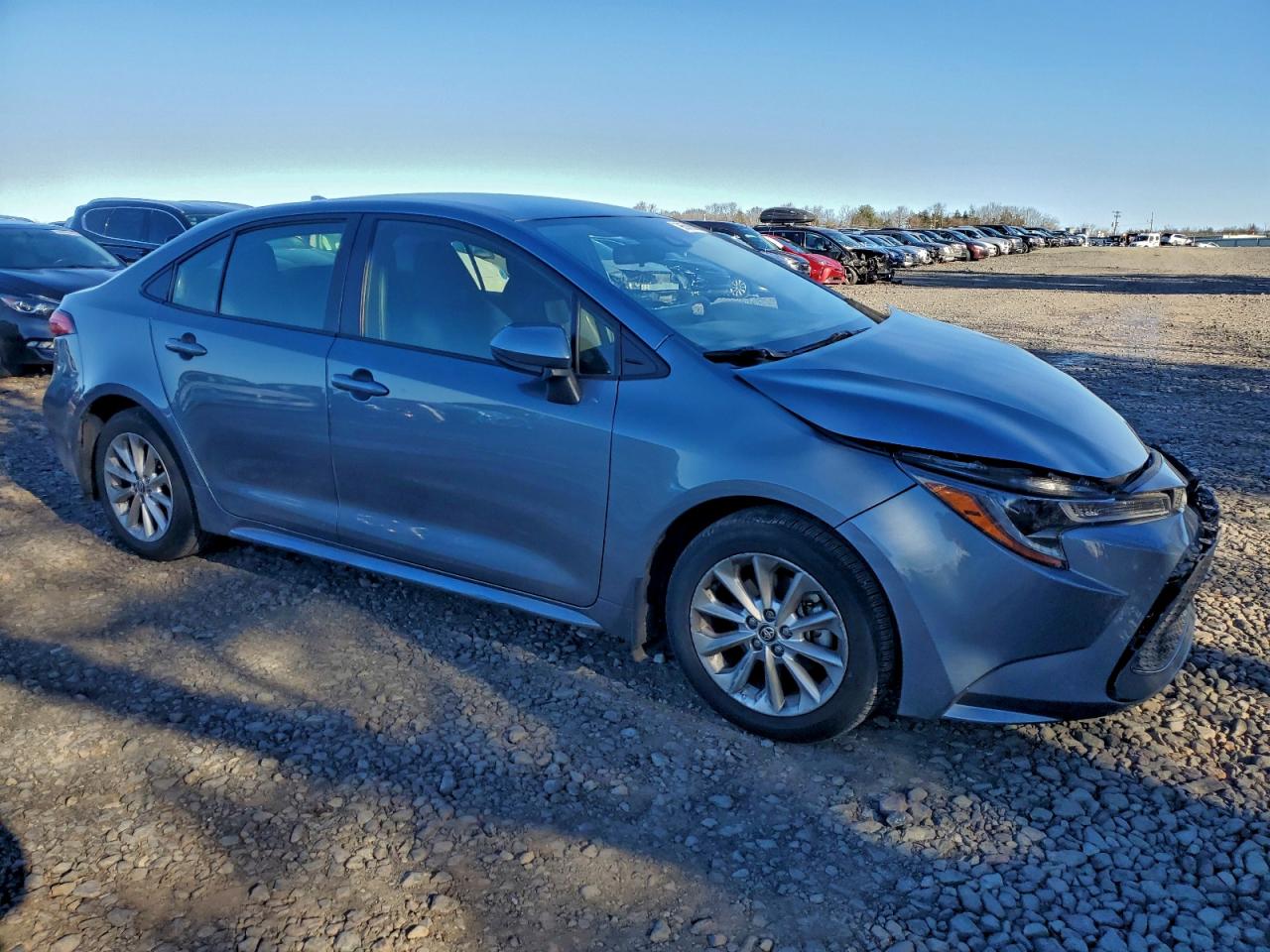 Toyota Corolla Le Image 11