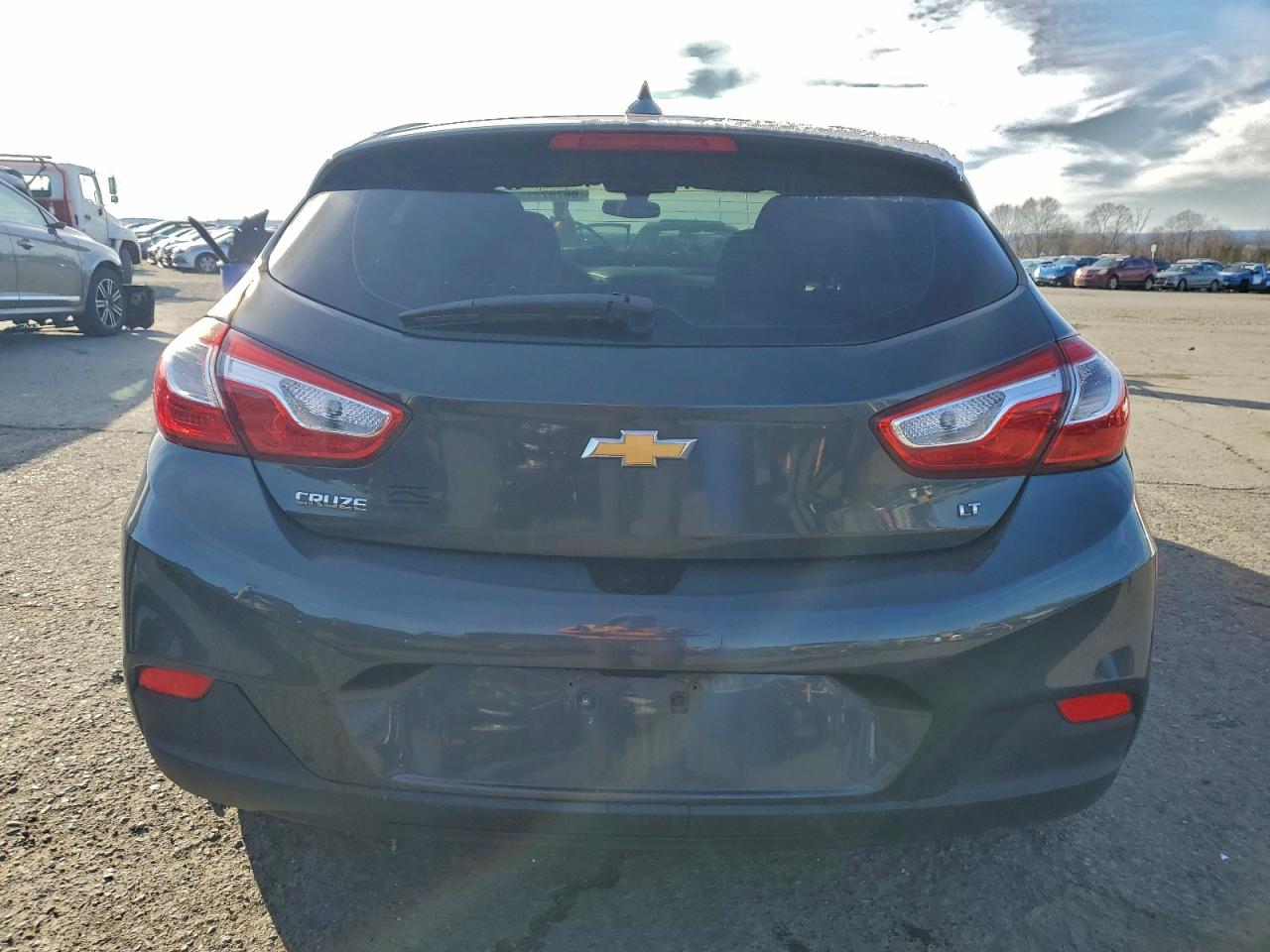 Chevrolet Cruze Lt Image 4