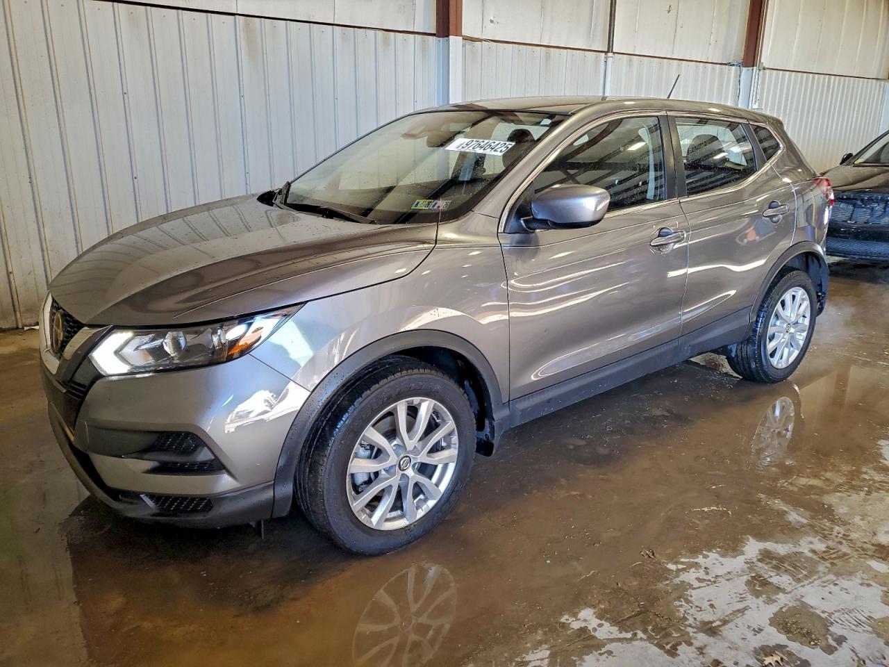 Nissan Rogue S Image 1