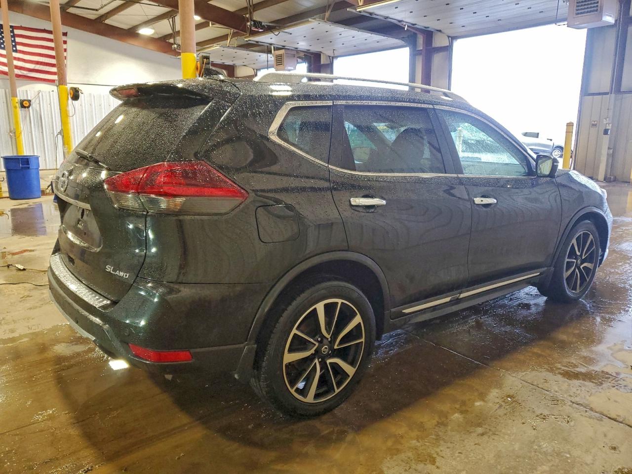 Nissan Rogue S Image 6